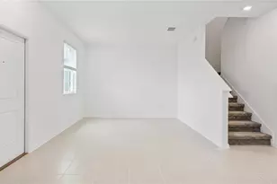 5547 Ronin Dr, Saint Cloud, FL 34771 - Photo 3