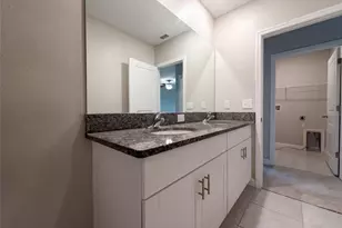 9430 Channing Hill Dr, Ruskin, FL 33573 - Photo 13