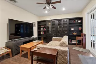 1818 Crownwood Dr, Orlando, FL 32810 - Photo 17