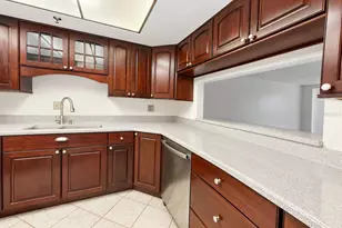 530 E Central Blvd, Orlando, FL 32801 - Photo 17