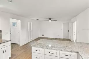 106 Kent Ct, Port Orange, FL 32127 - Photo 9