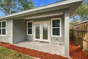 909 NE 18th Ter, Gainesville, FL 32641 - Photo 19