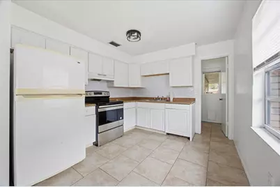 2218 Brandy Place, Lakeland, FL 33801 - Photo 5