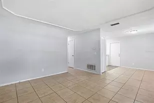 4317 Porpoise Dr, Tampa, FL 33617 - Photo 11