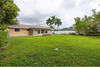 [Address not provided], Cape Coral, FL 33904 - Photo 31