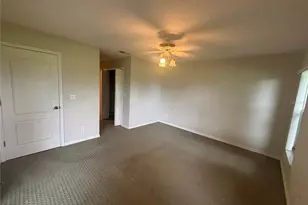8815 Village Green Blvd, Clermont, FL 34711 - Photo 15