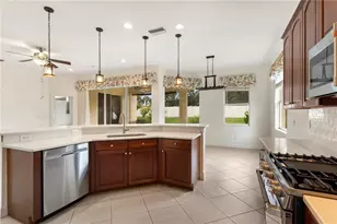 6841 74th St Cir E, Bradenton, FL 34203 - Photo 15