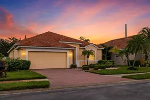 6841 74th St Cir E, Bradenton, FL 34203 - Photo 3
