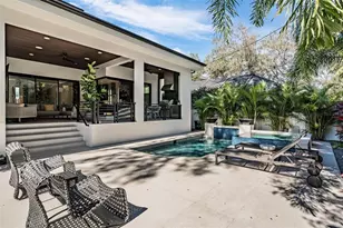 212 S Renellie Dr, Tampa, FL 33609 - Photo 13
