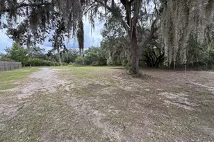 14209 Tennessee Ave, Astatula, FL 34705 - Photo 1