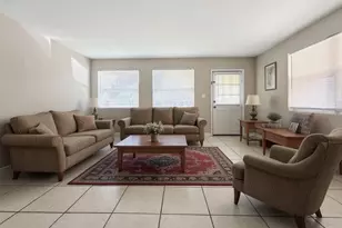1314 Hialeah Dr, Orlando, FL 32808 - Photo 3
