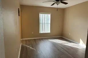 2032 Elmhurst Ln, Mascotte, FL 34753 - Photo 11
