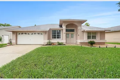 907 Brittany Park Boulevard, Tarpon Springs, FL 34689 - Photo 1