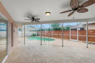 907 Brittany Park Blvd, Tarpon Springs, FL 34689 - Photo 29