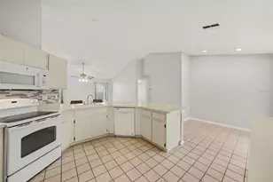 907 Brittany Park Blvd, Tarpon Springs, FL 34689 - Photo 13