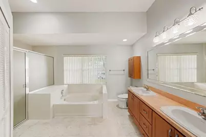 907 Brittany Park Boulevard, Tarpon Springs, FL 34689 - Photo 17