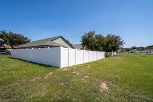 127 Aberdeen St, Davenport, FL 33837 - Photo 25