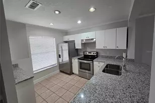1611 Shady Ridge Ct, Orlando, FL 32807 - Photo 3