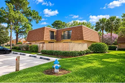 5269 Brook Court #249, Orlando, FL 32811 - Photo 3