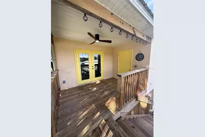 247 NE 4th Street, Crystal River, FL 34429 - Photo 1