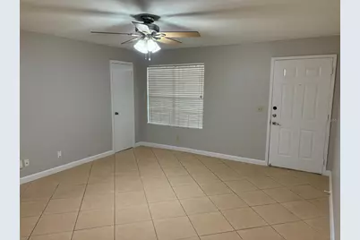 360 Lakepointe Drive #202, Altamonte Springs, FL 32701 - Photo 9