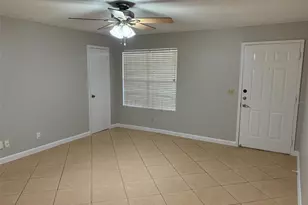 360 Lakepointe Dr, Altamonte Springs, FL 32701 - Photo 9