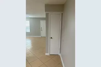 360 Lakepointe Drive #202, Altamonte Springs, FL 32701 - Photo 11