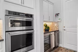 8418 Via Vittoria Way, Orlando, FL 32819 - Photo 25