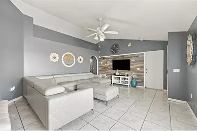 10521 Rocking A Run, Orlando, FL 32825 - Photo 7