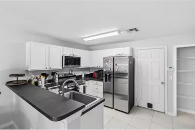 13015 Lexington Summit Street, Orlando, FL 32828 - Photo 5