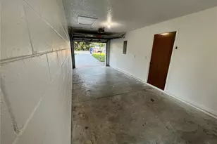33 Lakeview Ct, Mascotte, FL 34753 - Photo 17