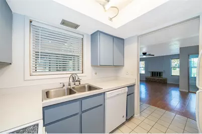 20104 Sandalwood Drive #104, Wildwood, FL 34785 - Photo 11