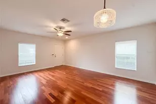 16315 Swan View Cir, Odessa, FL 33556 - Photo 7
