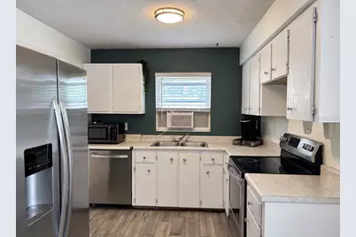 6745 Larch Lane, Orlando, FL 32807 - Photo 3