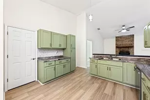 1003 N Magee Creek Ct, Oviedo, FL 32765 - Photo 9