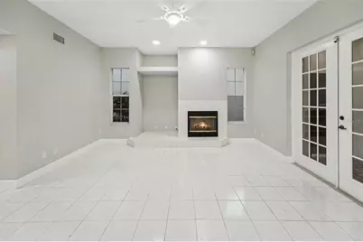 5111 Queen Palm Terrace NE, Saint Petersburg, FL 33703 - Photo 11