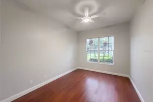 5111 Queen Palm Terrace NE, Saint Petersburg, FL 33703 - Photo 21