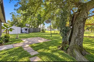 3610 Falling Leaf Ln, Orlando, FL 32810 - Photo 29