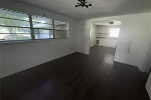 406 E Young St, Plant City, FL 33563 - Photo 13