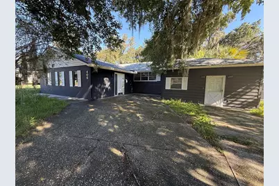 406 E Young Street, Plant City, FL 33563 - Photo 1