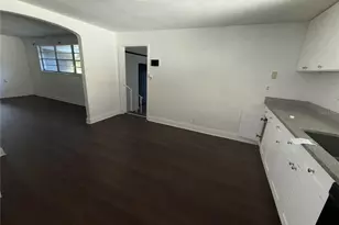 406 E Young St, Plant City, FL 33563 - Photo 11