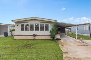 137 Pine Tree Dr, Debary, FL 32713 - Photo 1