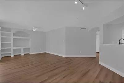 7300 Westpointe Boulevard #717, Orlando, FL 32835 - Photo 9