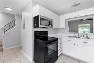 2037 Waterleaf St, Orlando, FL 32837 - Photo 5