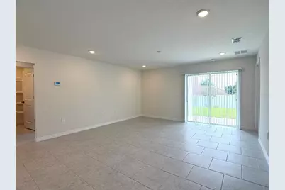256 Spindlewood Boulevard, Dundee, FL 33838 - Photo 11