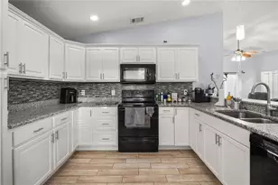 2930 Woolridge Dr, Orlando, FL 32837 - Photo 3