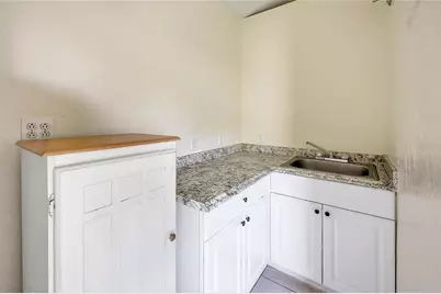 21 S Palm Avenue, Kissimmee, FL 34741 - Photo 17
