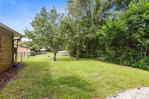 749 Westchester Dr, Deland, FL 32724 - Photo 9