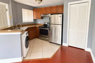 1940 Lake Atriums Cir, Orlando, FL 32839 - Photo 7