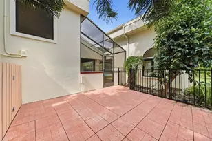 1008 Royal Birkdale Dr, Tarpon Springs, FL 34688 - Photo 47